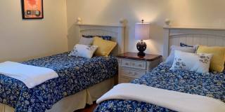 Spectacular Fully Furnished SEASONAL Home with Golf Course views and pool* Gallery 16