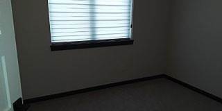 Three bedroom two bathroom Twin home w/ triple garage Gallery 15