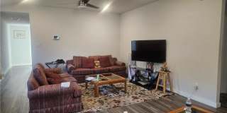 960 Lady Bird Lane Gallery 3