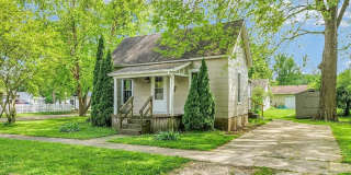 413 East Lincoln Street Gallery 1