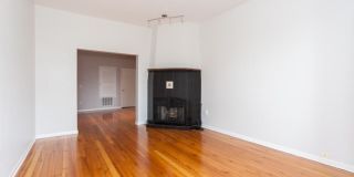2204 Clybourn Gallery 6