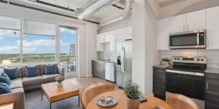 Vantage St Pete Gallery 13