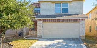 438 Walnut Crest Gallery 1