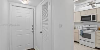 3300 W Rolling Hills Cir Gallery 3