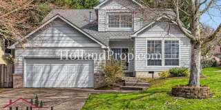 Beautiful 3-Bedroom Home with Dual Living Spaces & Private Backyard Beautiful 3-Bedroom Home with Dual Living Spaces & Private Backyard Gallery 1