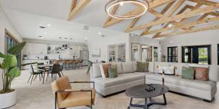 Deer Valley Apartments Gallery 12