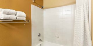 Select Suites Denver - Cherry Creek Gallery 5