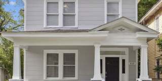 Large Downtown 2BR/2BR House For Rent Gallery 1