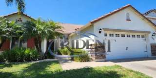 3-bedroom 2-bath home with den located in Edgewater Gallery 3