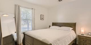 Fully Furnished 3 Bedroom near Greenbelt in Southeast Austin- Easy Access to 35! Gallery 15