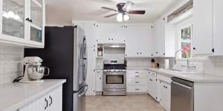Charming 4 bedroom, South Redlands corner lot home just waiting for you to call home! Gallery 6