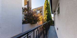 Massive Luxury 4 Beds with 2-3 Parking Spots Gallery 38