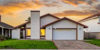 Beautifully Updated Huntington Beach 3 Bedroom / 2 Bathroom Home Gallery 3