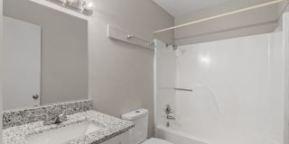 Cedarwood Apartments Gallery 36