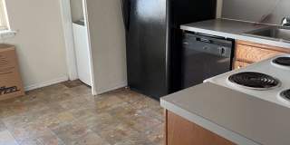 Great 2 Bedroom Condo ! Gallery 12