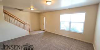 Hidden Valley Town Home Gallery 5