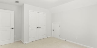 Beautiful 3 Bedroom 2.5 Bathroom Home in Windsor Crossing with Loft Gallery 9