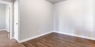 Grayhawk at Rivers Edge Gallery 87