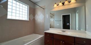 3 Bedroom Townhouse in Boone School Area Gallery 18