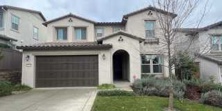 Beautiful Home With Large Primary Suite, Multiple Living Rooms, and more! Gallery 1