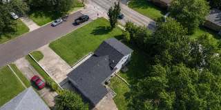 Single Family Home Centrally Located Gallery 44