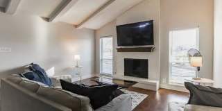 105 Gladiola unit: B Gallery 8