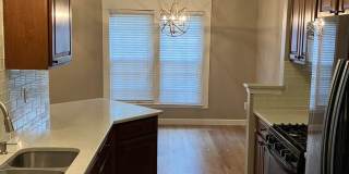 Beautiful 2/2.5 townhome in Cornelius Gallery 9