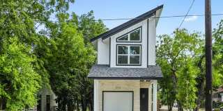 214 Connelly St Gallery 2
