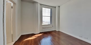 Wilshire Royale Apartments Gallery 14