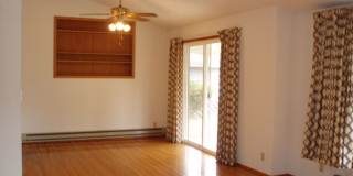 **$250 Move In Special**Cute 2 Bed 1 Bath Duplex in Tacoma Gallery 4