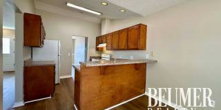 Spacious inside and out home for Rent Gallery 8