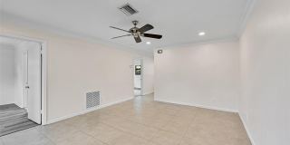 2200 NE 54TH Street Gallery 6
