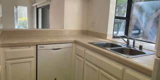 Adorable 1 bed 1 bath Apartment in Agoura Hills! Gallery 6