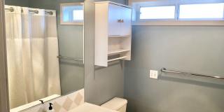 Gorgeous Queen Anne View Condo Gallery 13