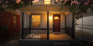 Available NOW! 3 Bedroom 1 Bath Home in Denver! Gallery 8