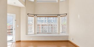 Amazing Spacious Home in Fremont w/Bonus Loft - Ardenwood! Gallery 5