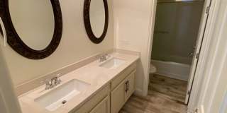 Beautiful 4 bed/3 bath home located in Summerlin Gallery 12