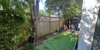 Ballard Townhome Gallery 18