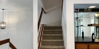 Spacious 2 Bedroom 2-1/2 Bathroom Townhome with 2-car garage in La Jolla near UCSD Gallery 10