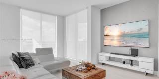 2525 SW 3rd Ave Gallery 1