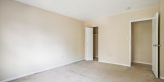 9712 Kingsbridge Dr Apt 303 Gallery 18