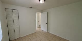 5903 DROAD Street Gallery 11