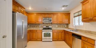 Bright & Inviting 3 Bedroom Home in 89148 Gallery 1