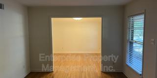 5081 Whitehall Ave Gallery 6