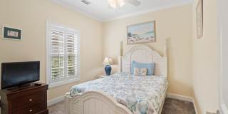 Coastal Living at its Best: Charming 3-Bedroom Near the Beach Gallery 47