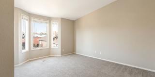 Charming 3 Bedroom Townhome in Highlands Neighborhood Gallery 23