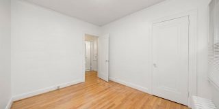16581 BAYLIS Street Gallery 17