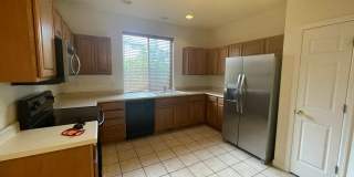 Spacious 3 Bed, 2.5 Bath Townhome in Rigden Farm! Unit E! Spacious 3 Bed, 2.5 Bath Townhome in Rigden Farm! Unit E! Gallery 7