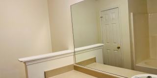 Prime South Fulton location! Minutes to Atlanta, I-85 and movie studios! 2 bed, 2.5 bath, 1 car garage, must see! Gallery 28