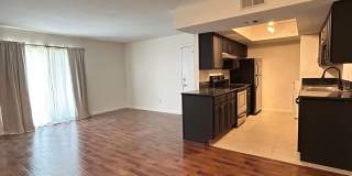 2 Bed | 2 Bath Condo in Gated Phoenix Community Gallery 1